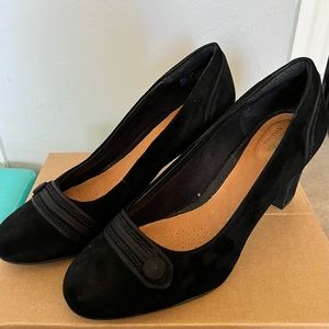 Womens Clarks heels